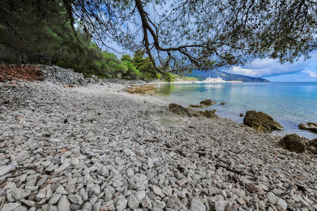Antica-seafront With Comfortable And Pool Hotel 4*