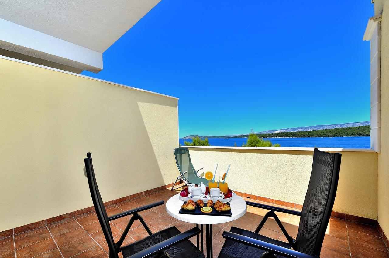 Antica-seafront With Comfortable And Pool 4*