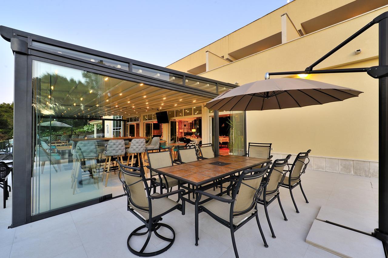Antica-seafront With Comfortable And Pool Stari Grad (Hvar)