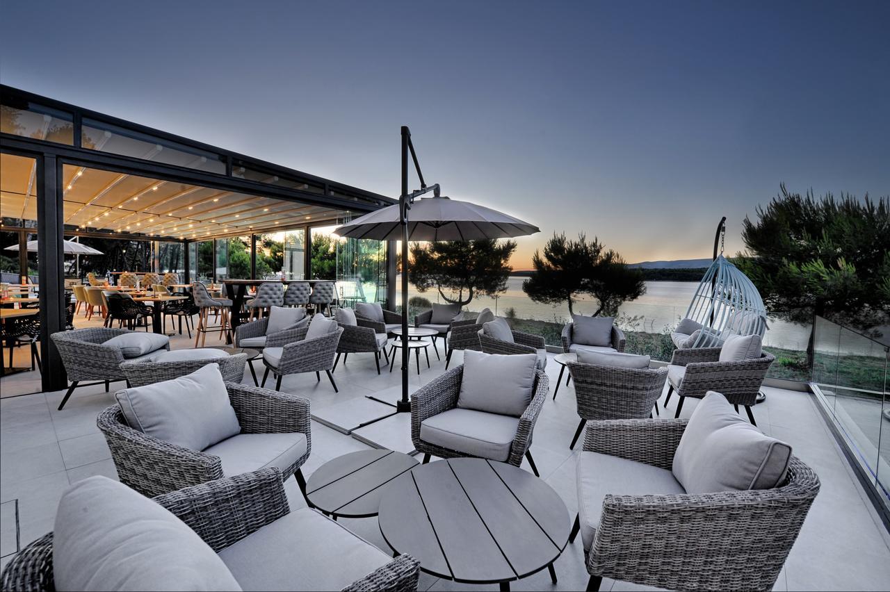Antica-seafront With Comfortable And Pool Stari Grad (Hvar)