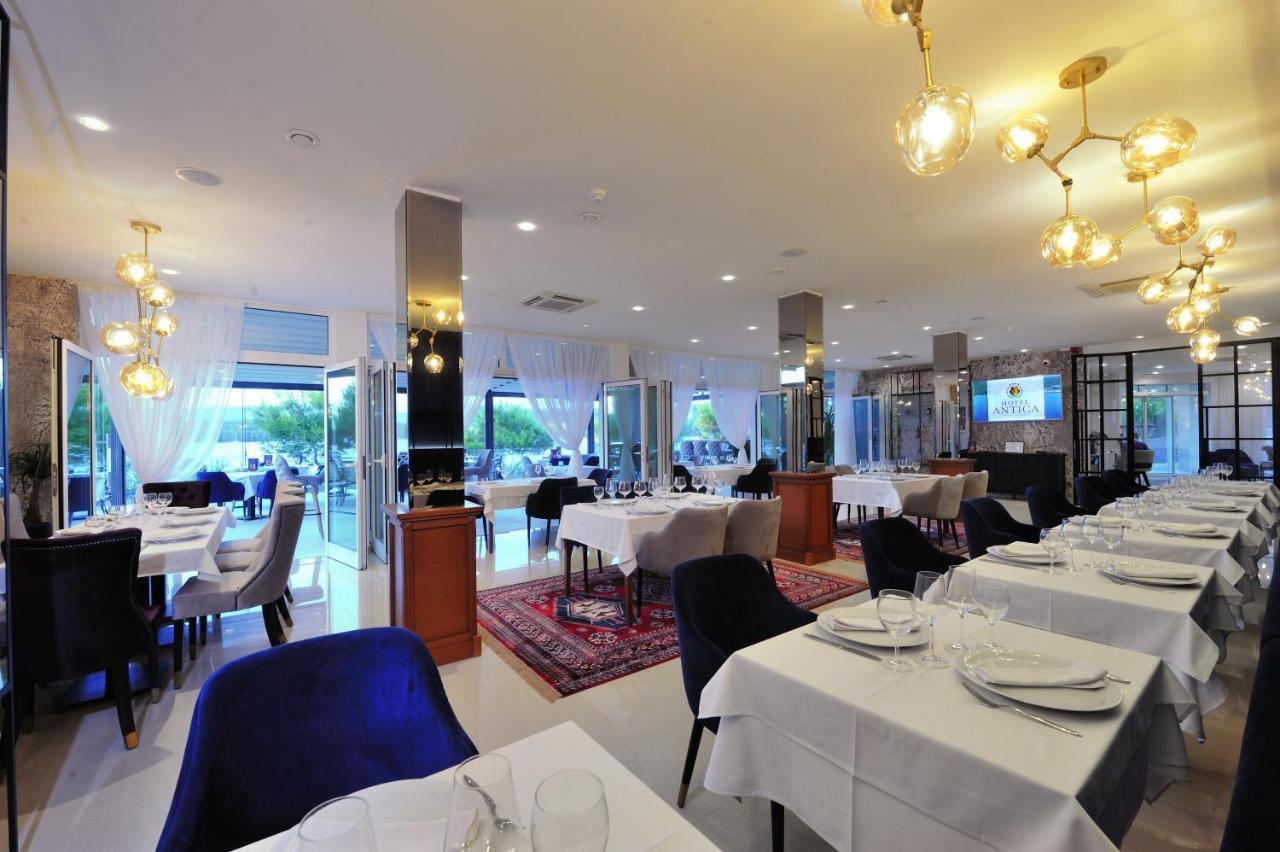 Hotel Antica-seafront With Comfortable And Pool Stari Grad (Hvar)
